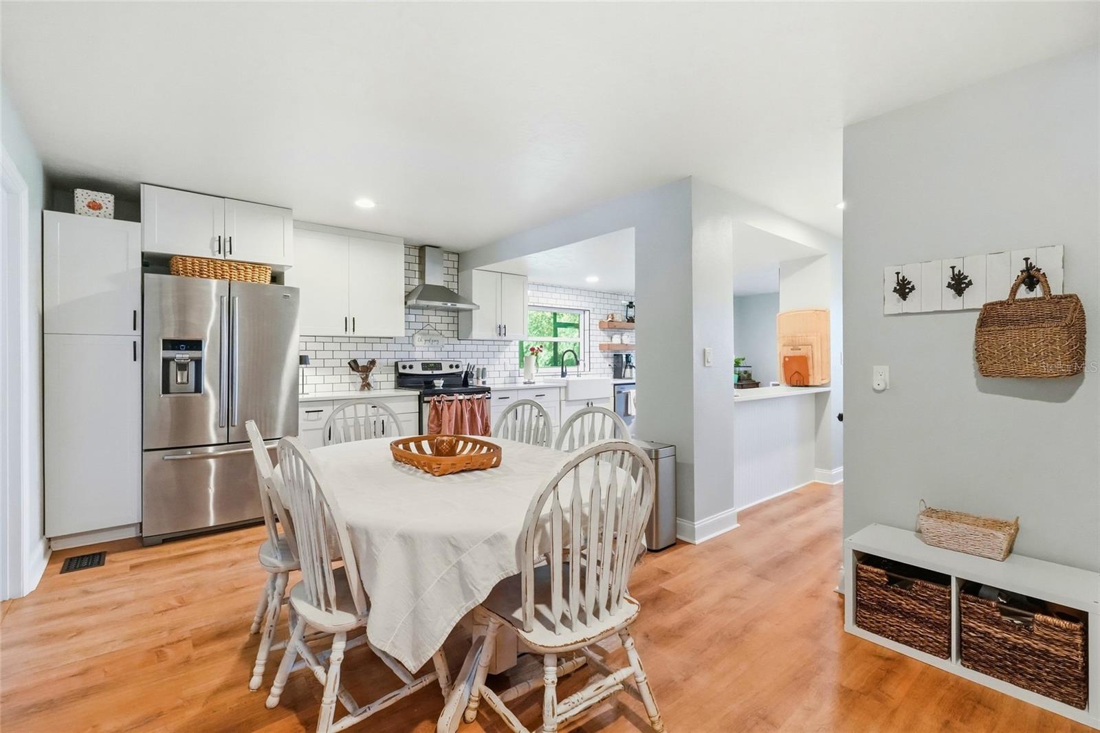 1132 LENA LN — photo 25