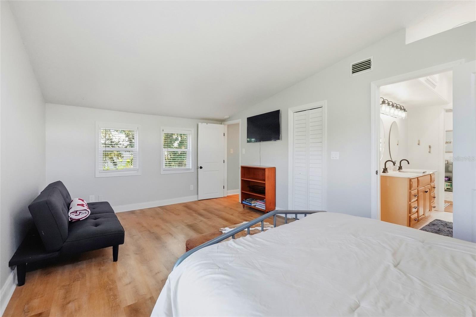 1132 LENA LN — photo 47