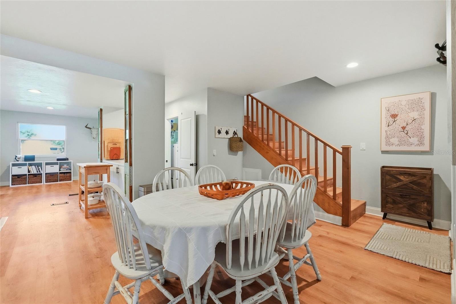 1132 LENA LN — photo 23