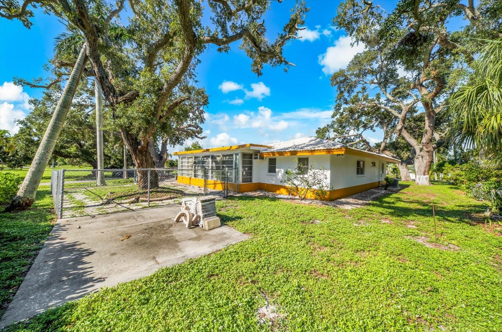 507 PALMA SOLA BLVD — photo 37