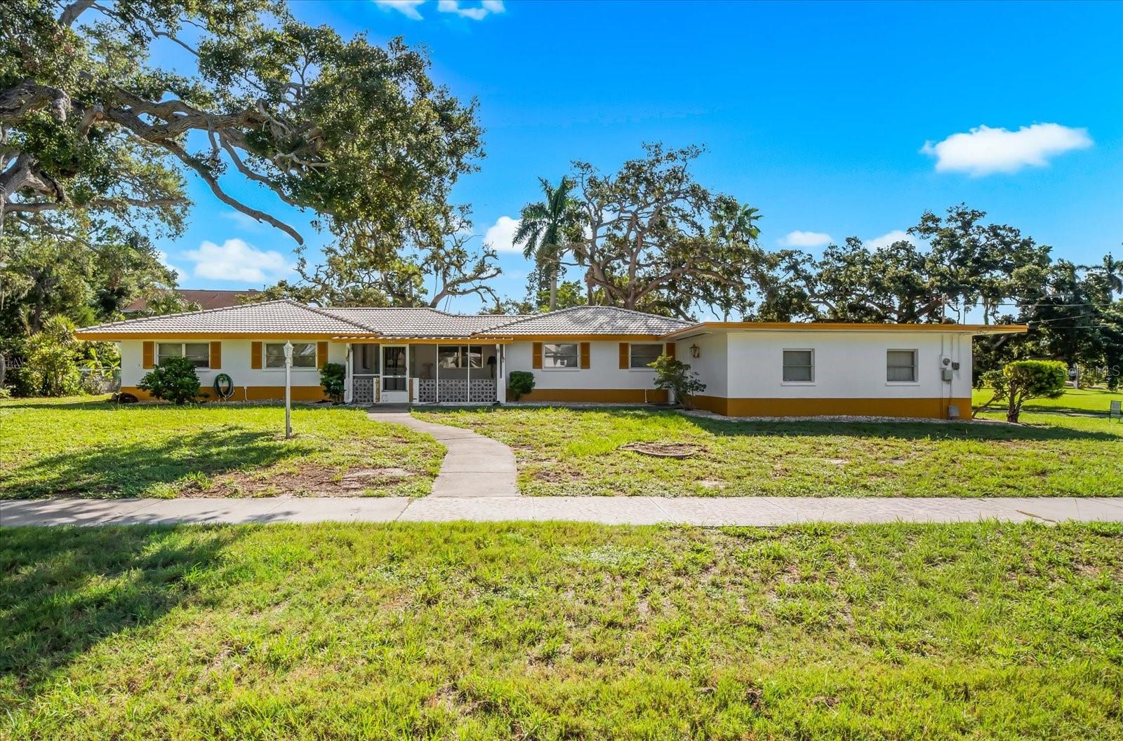 507 PALMA SOLA BLVD — photo 3