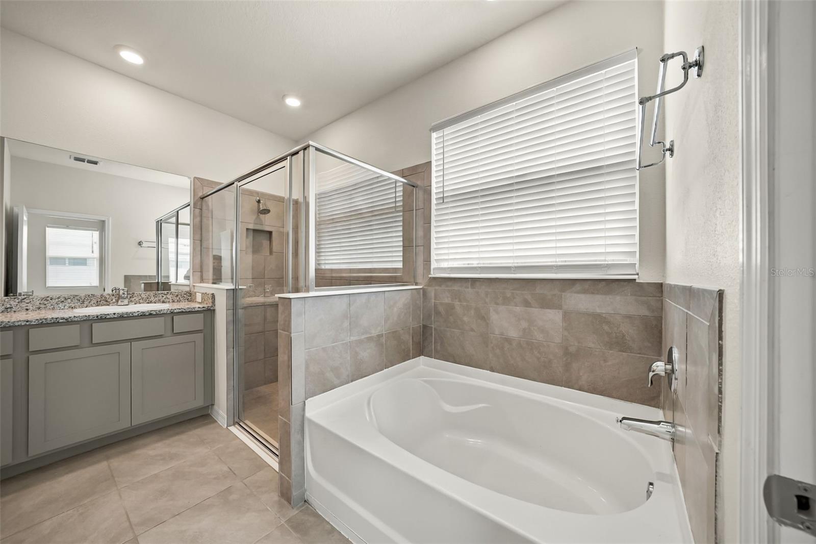 12401 SHINING WILLOW ST — photo 12