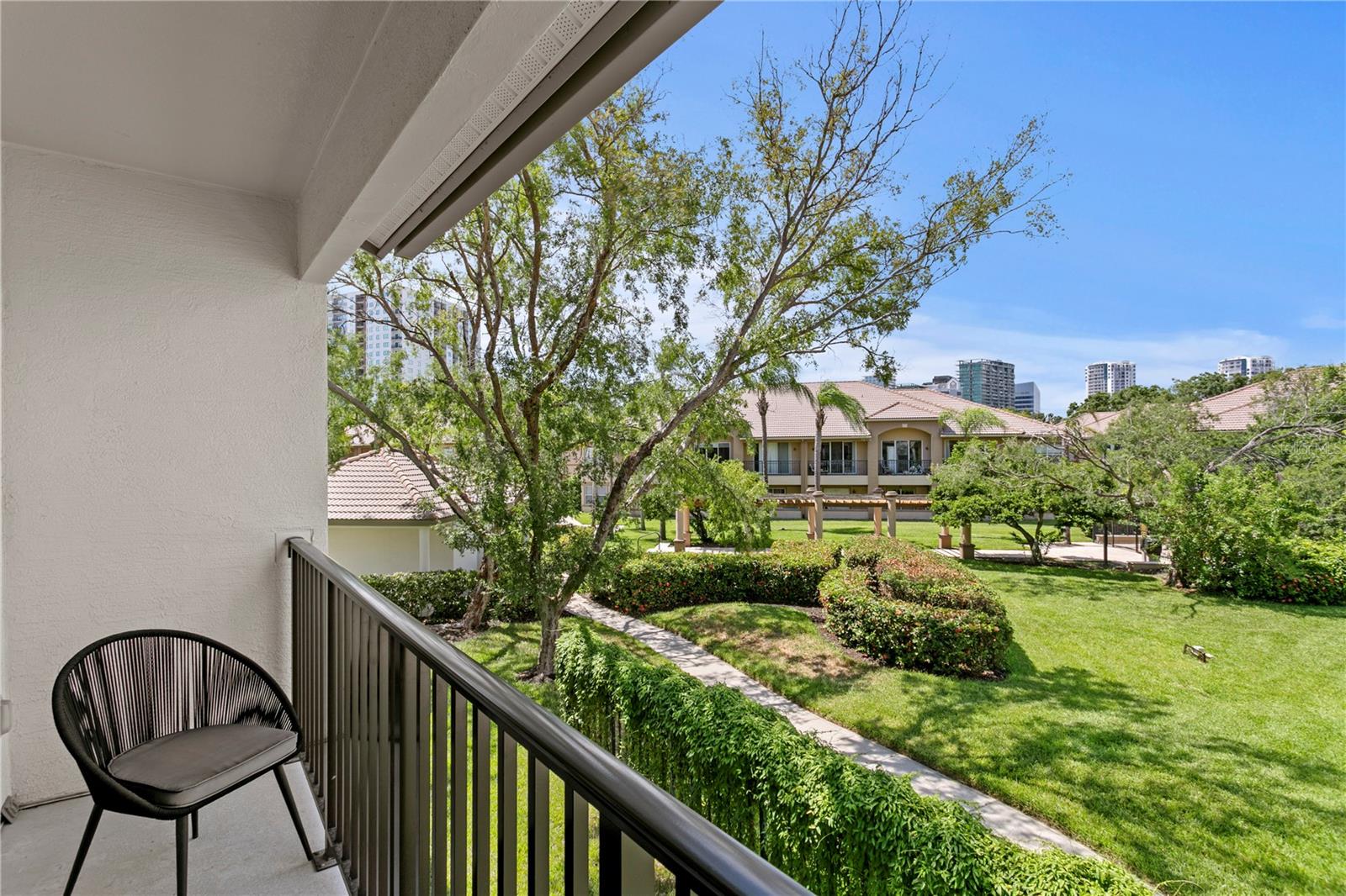 1040 NORMANDY TRACE RD — photo 23