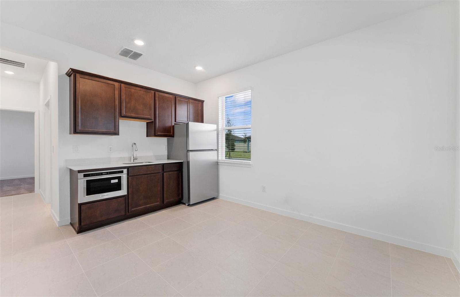 37385 CLINCH CIR — photo 11