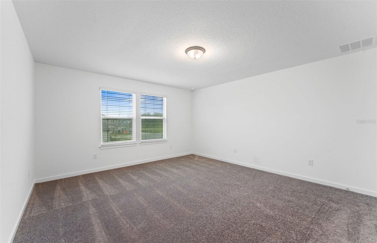 37385 CLINCH CIR — photo 16