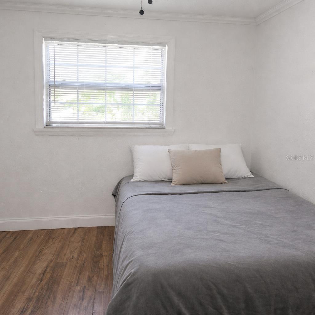 1021 FAIRBURN AVE — photo 11