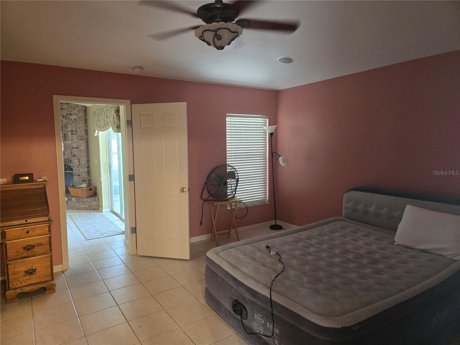 31329 WRENCREST DR — photo 12