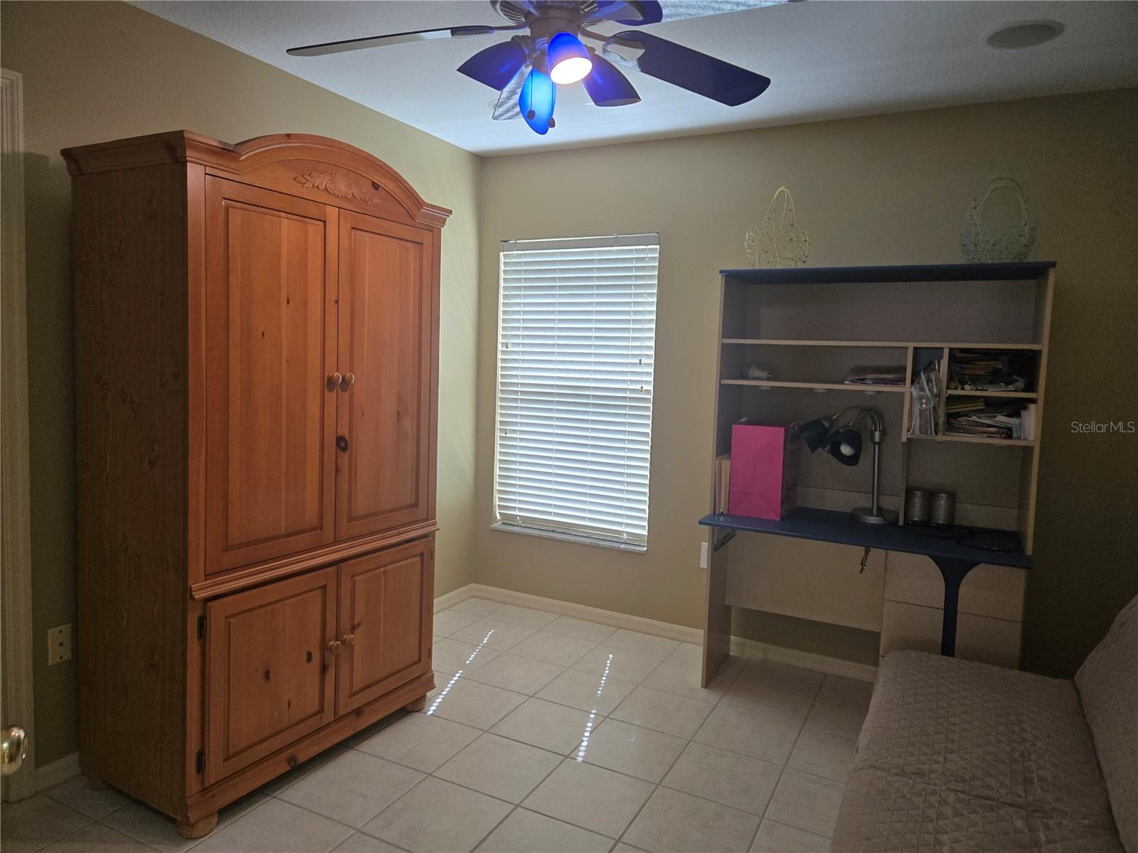 31329 WRENCREST DR — photo 17