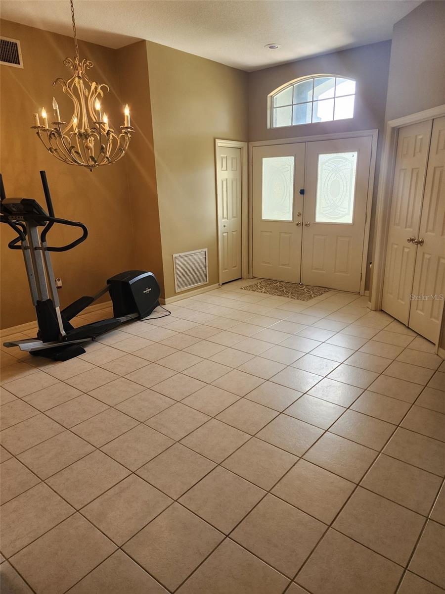 31329 WRENCREST DR — photo 3