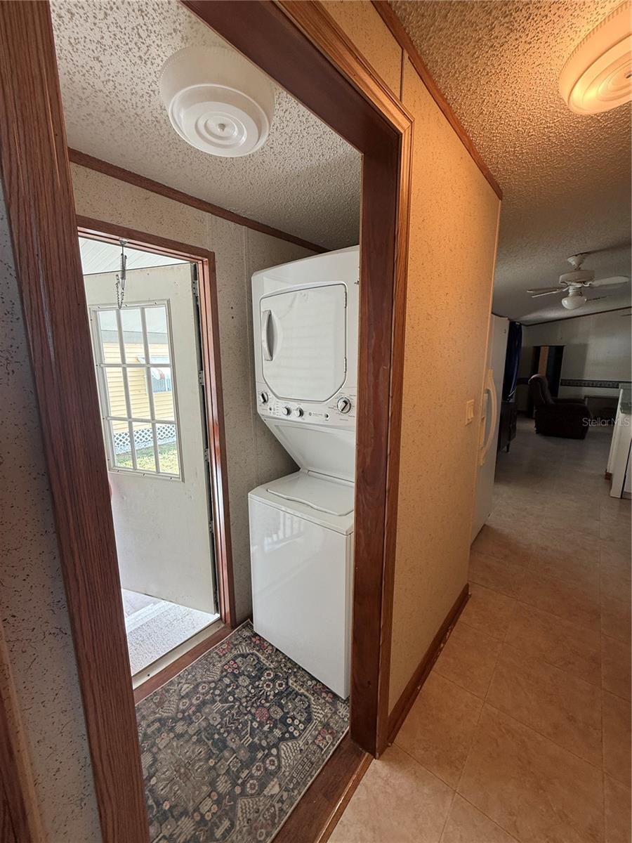 6100 62ND AVE N #15 — photo 9