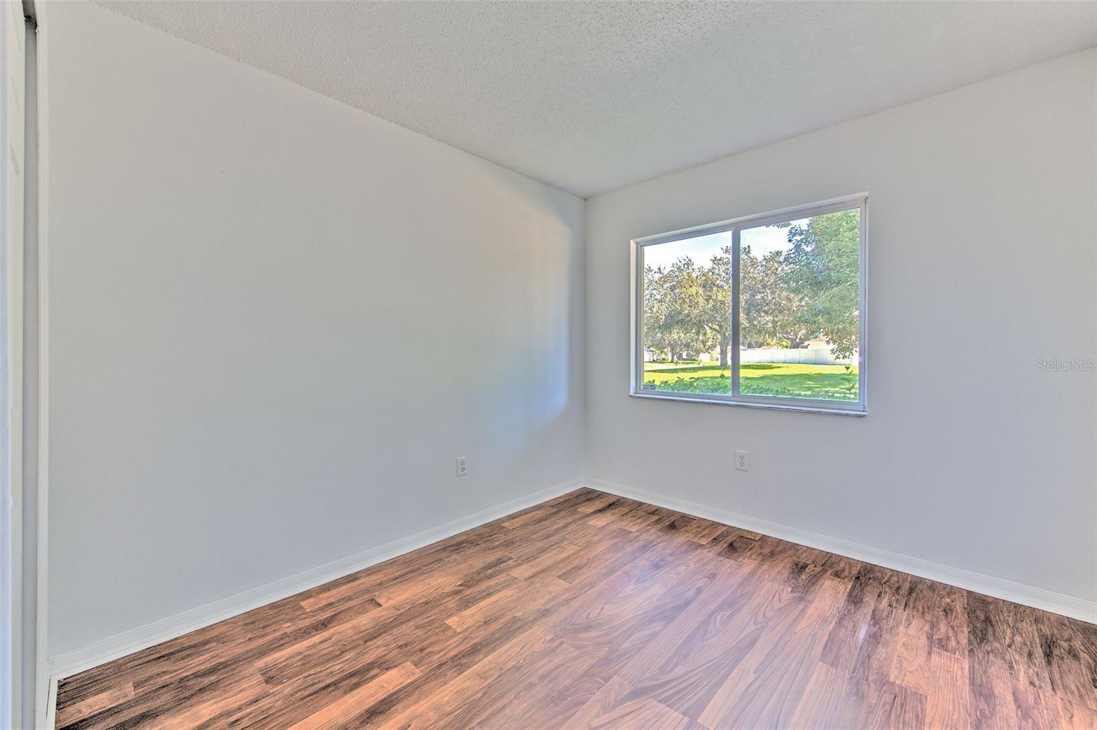 319 ABIGAIL RD — photo 18