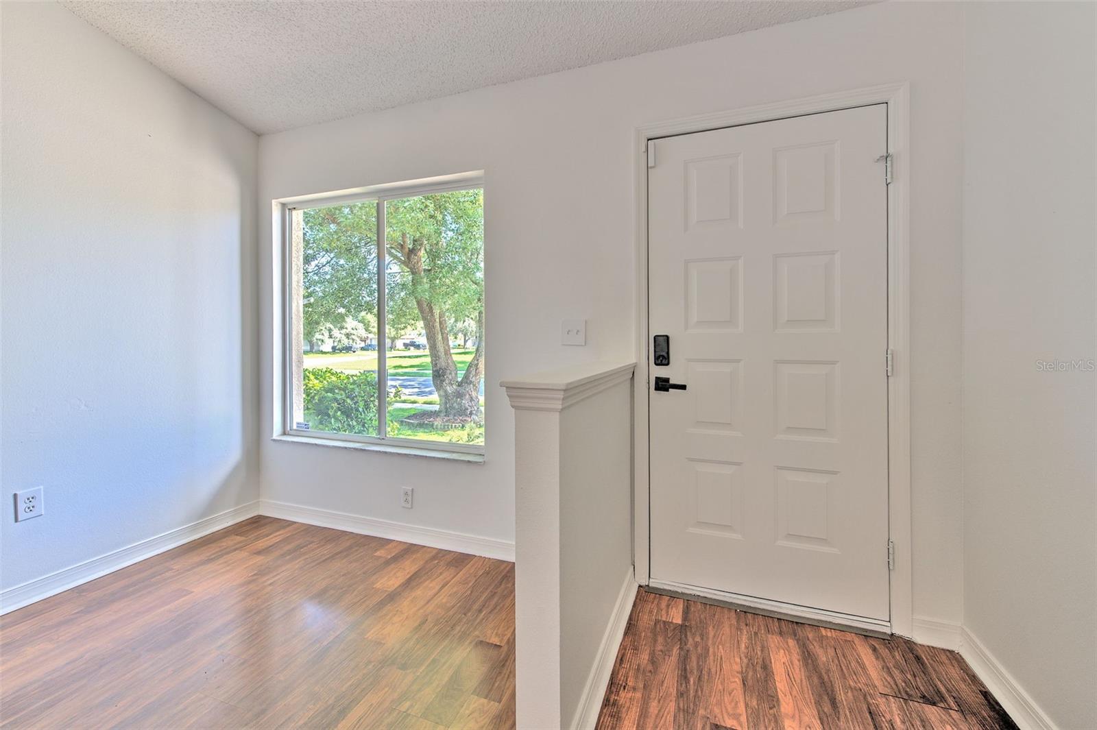 319 ABIGAIL RD — photo 6