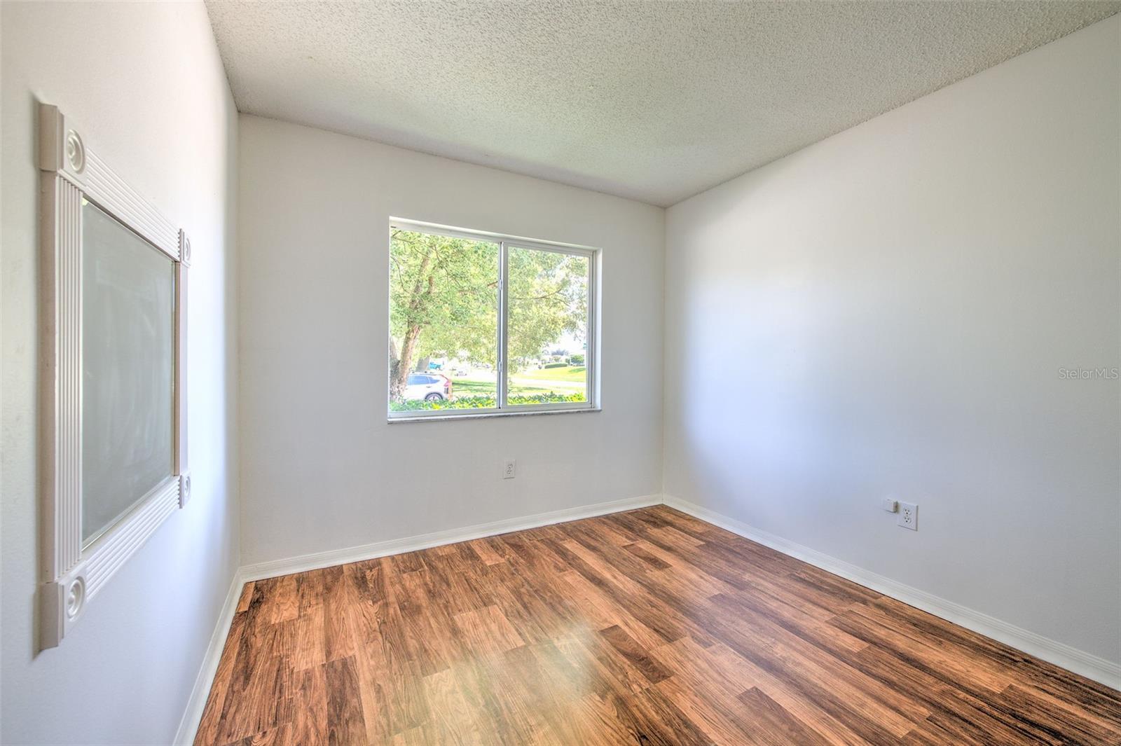 319 ABIGAIL RD — photo 16