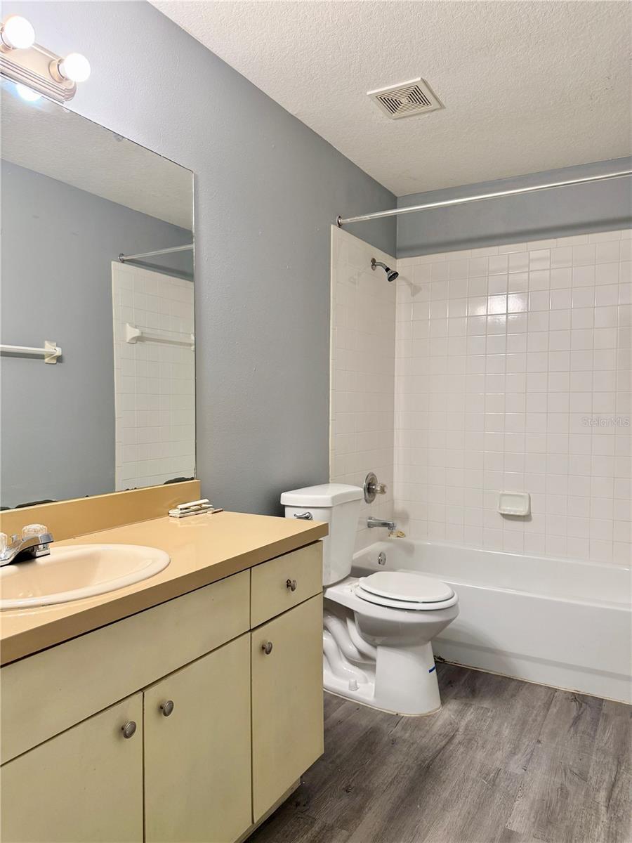 3514 E MOHAWK AVE — photo 16