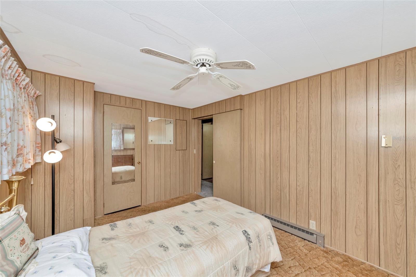 216 OUTER DR E — photo 13