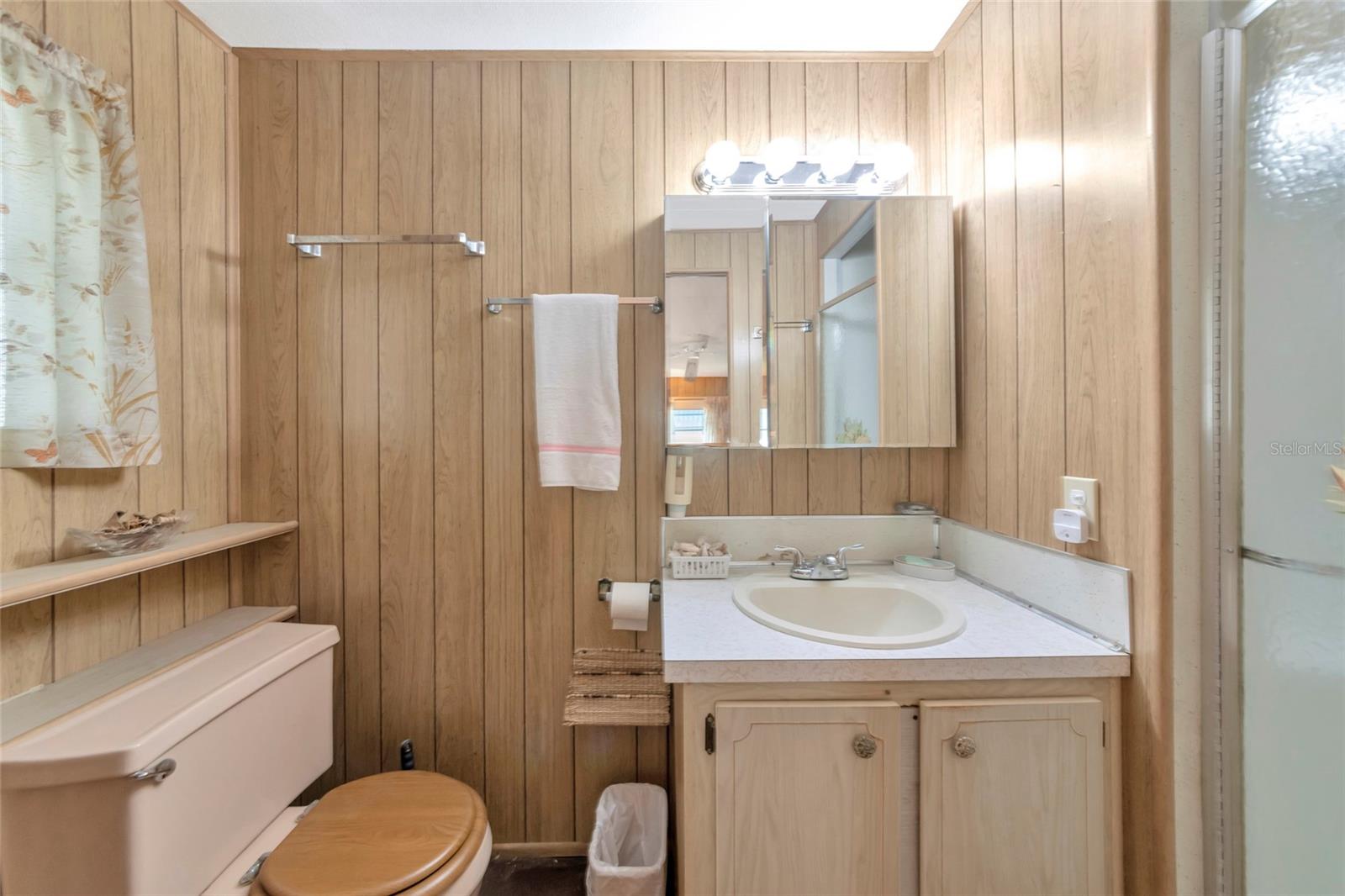216 OUTER DR E — photo 9