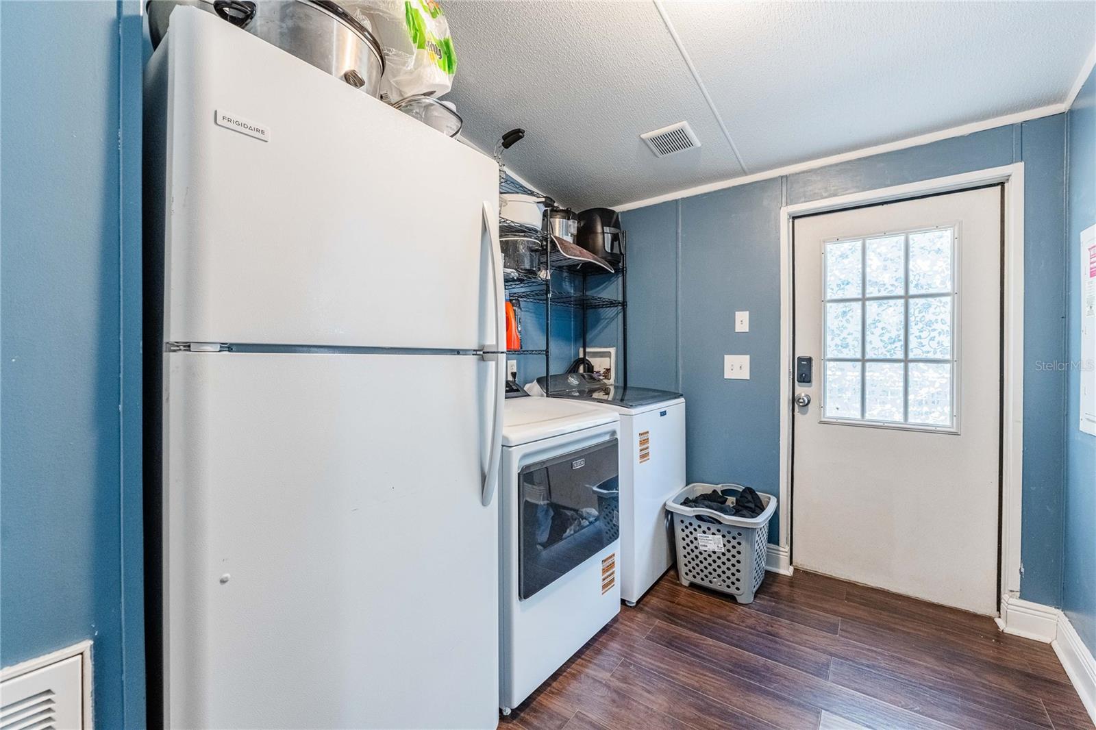 7309 RYMAN LOOP — photo 24