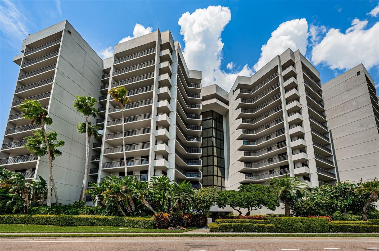1660 GULF BLVD #PH5 — photo 2