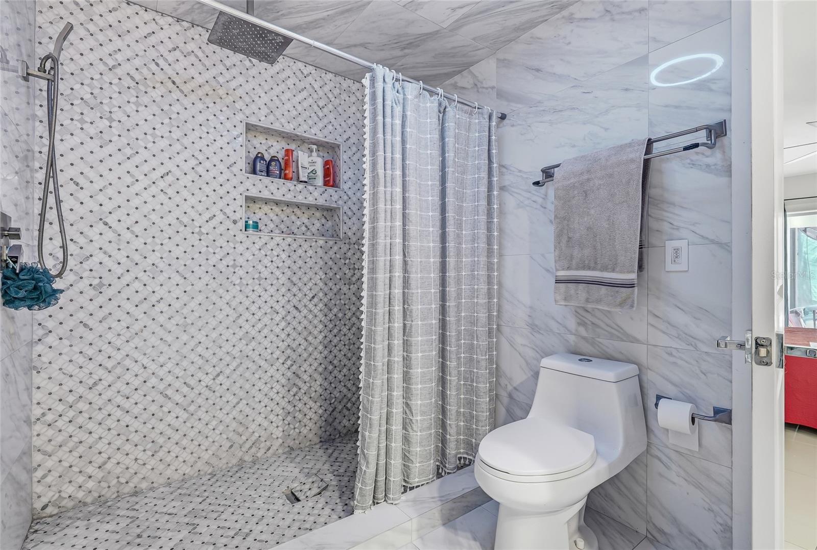12726 BARRETT DR — photo 33
