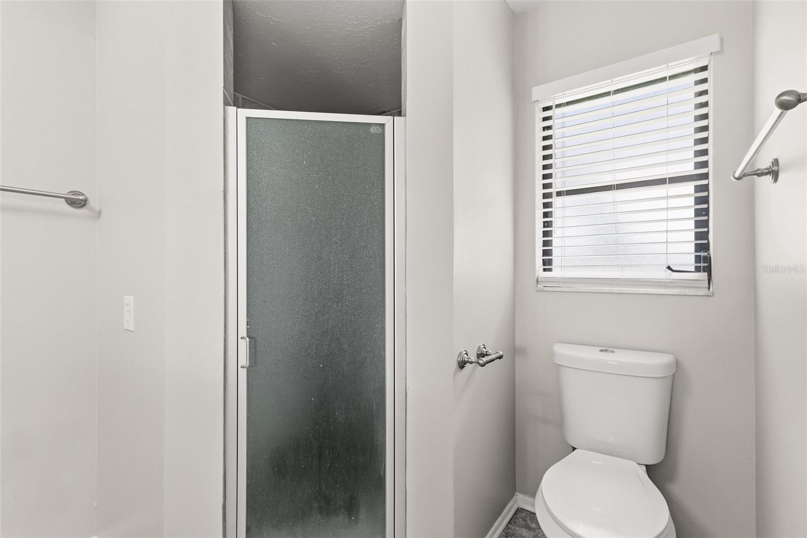 2475 WOOD OAK DR — photo 33