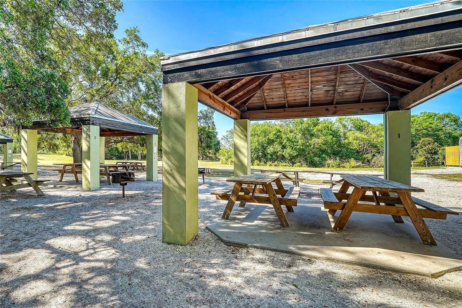 2475 WOOD OAK DR — photo 45