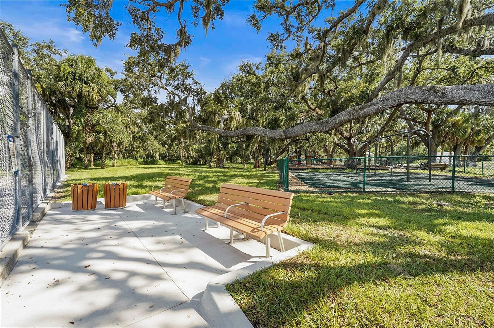 2475 WOOD OAK DR — photo 51