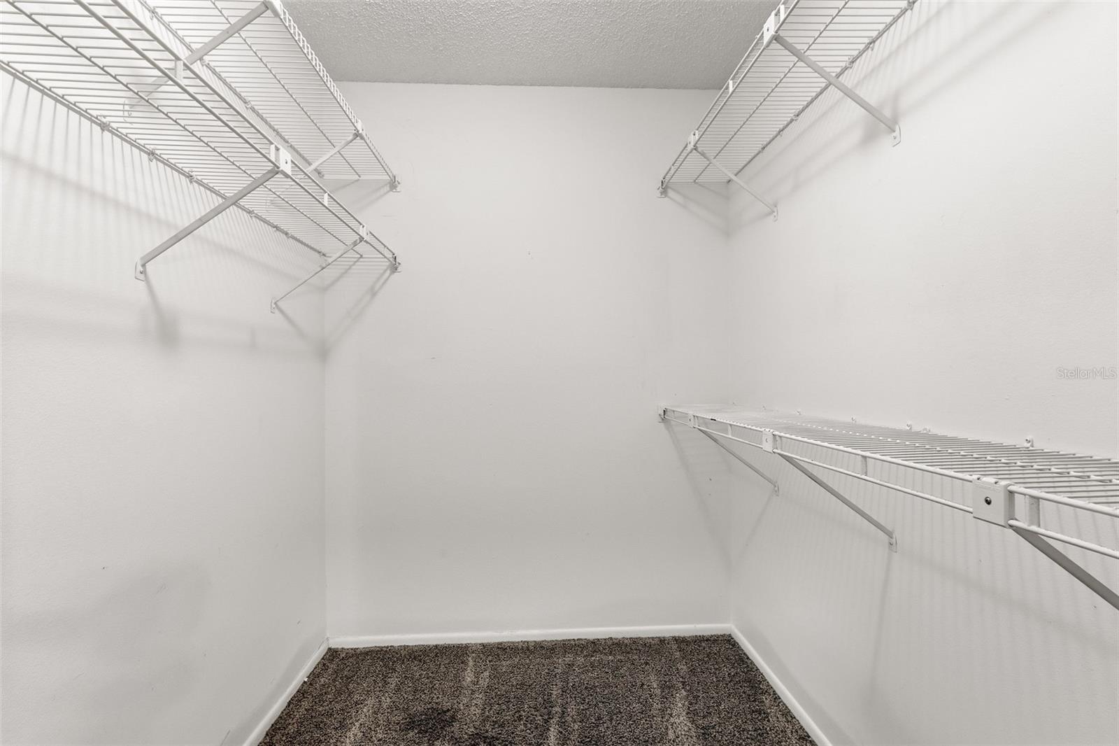 2475 WOOD OAK DR — photo 31
