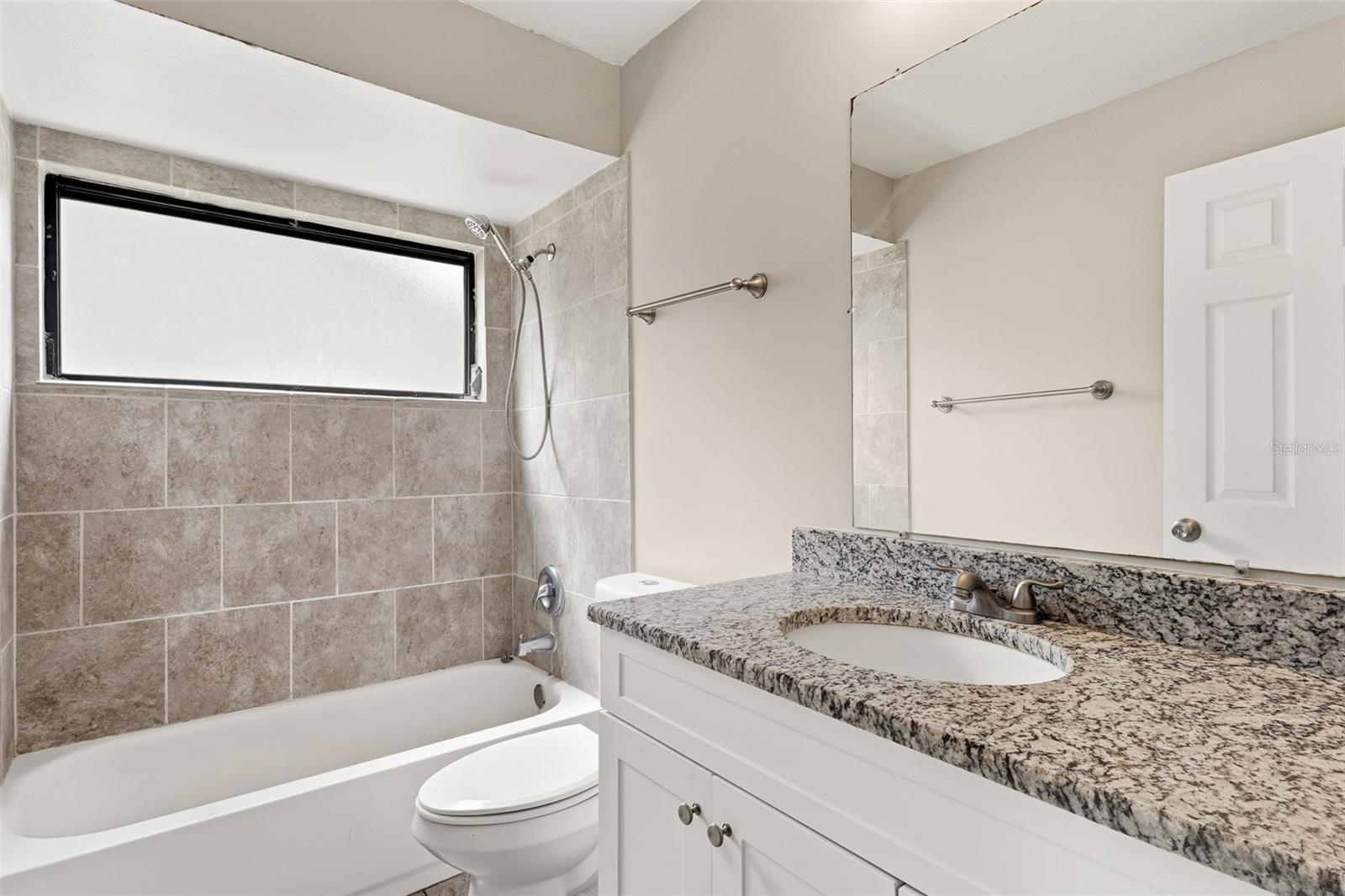 2475 WOOD OAK DR — photo 37