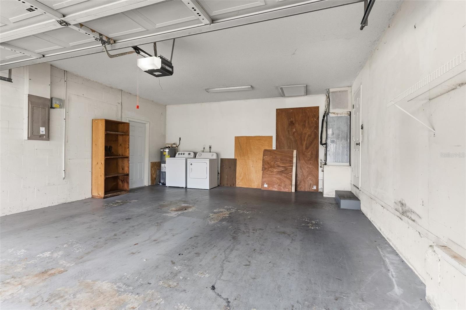 2475 WOOD OAK DR — photo 41