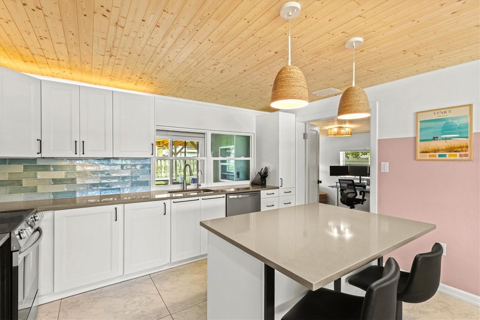 315 AZALEA RD — photo 10