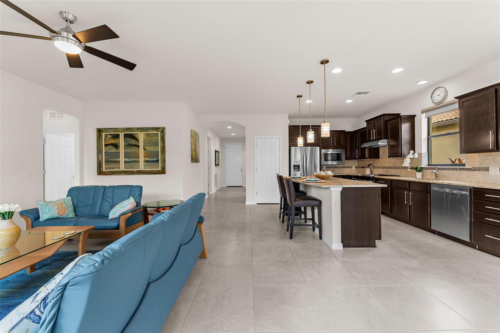 13825 KARINA ST — photo 12