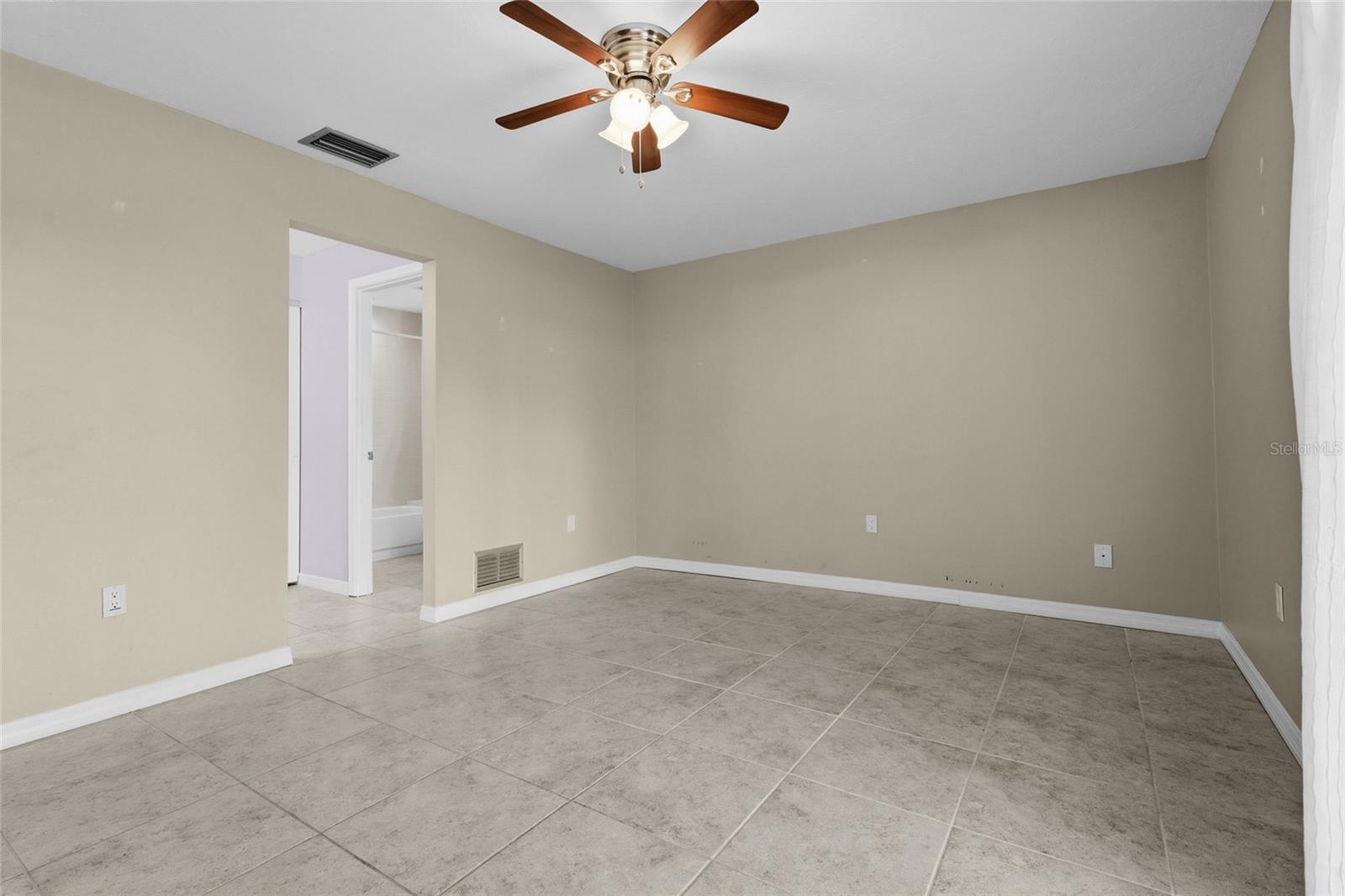 3032 RINGWOOD MDW #17 — photo 5