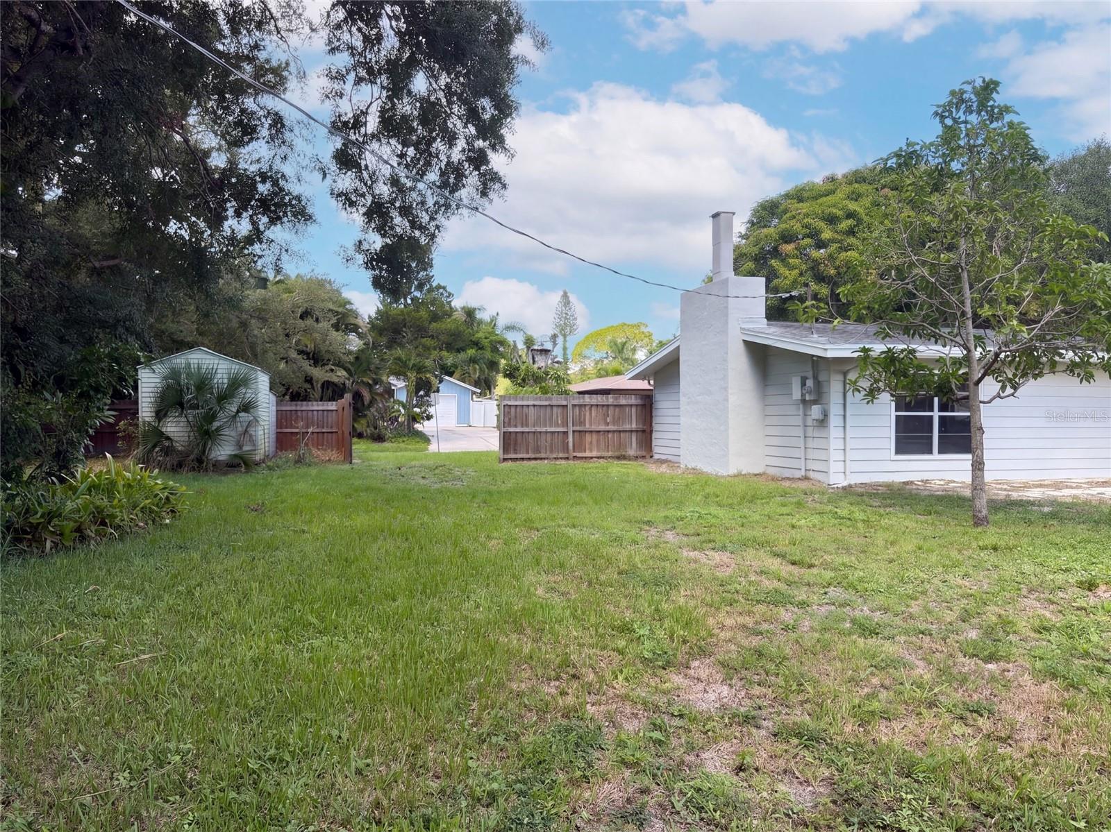 3010 HATTON ST — photo 23