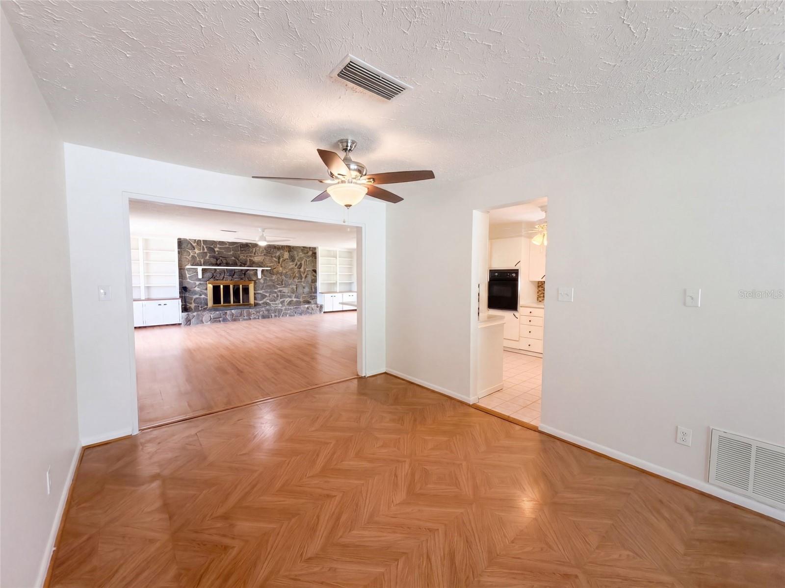 3010 HATTON ST — photo 11