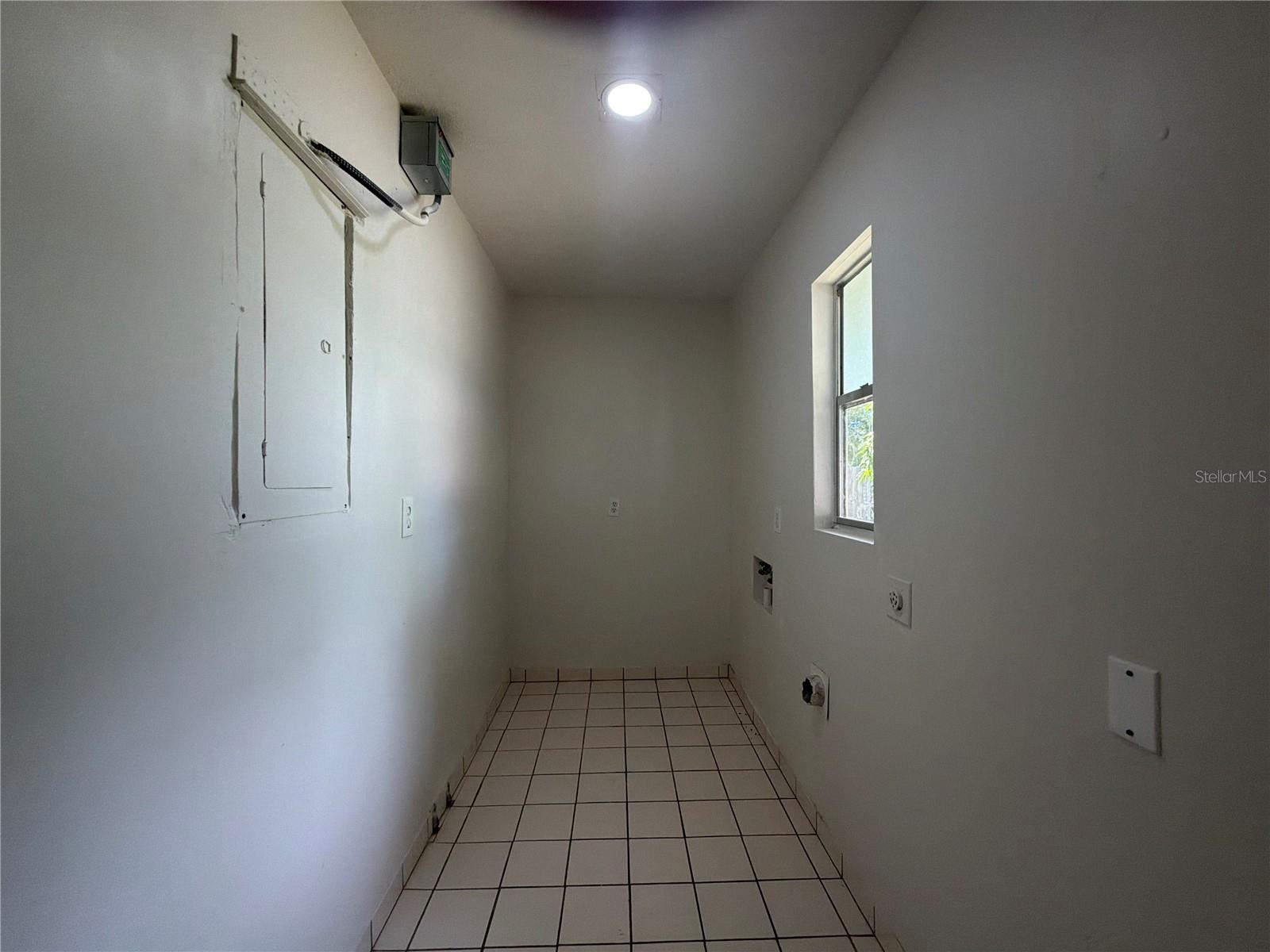 3010 HATTON ST — photo 21
