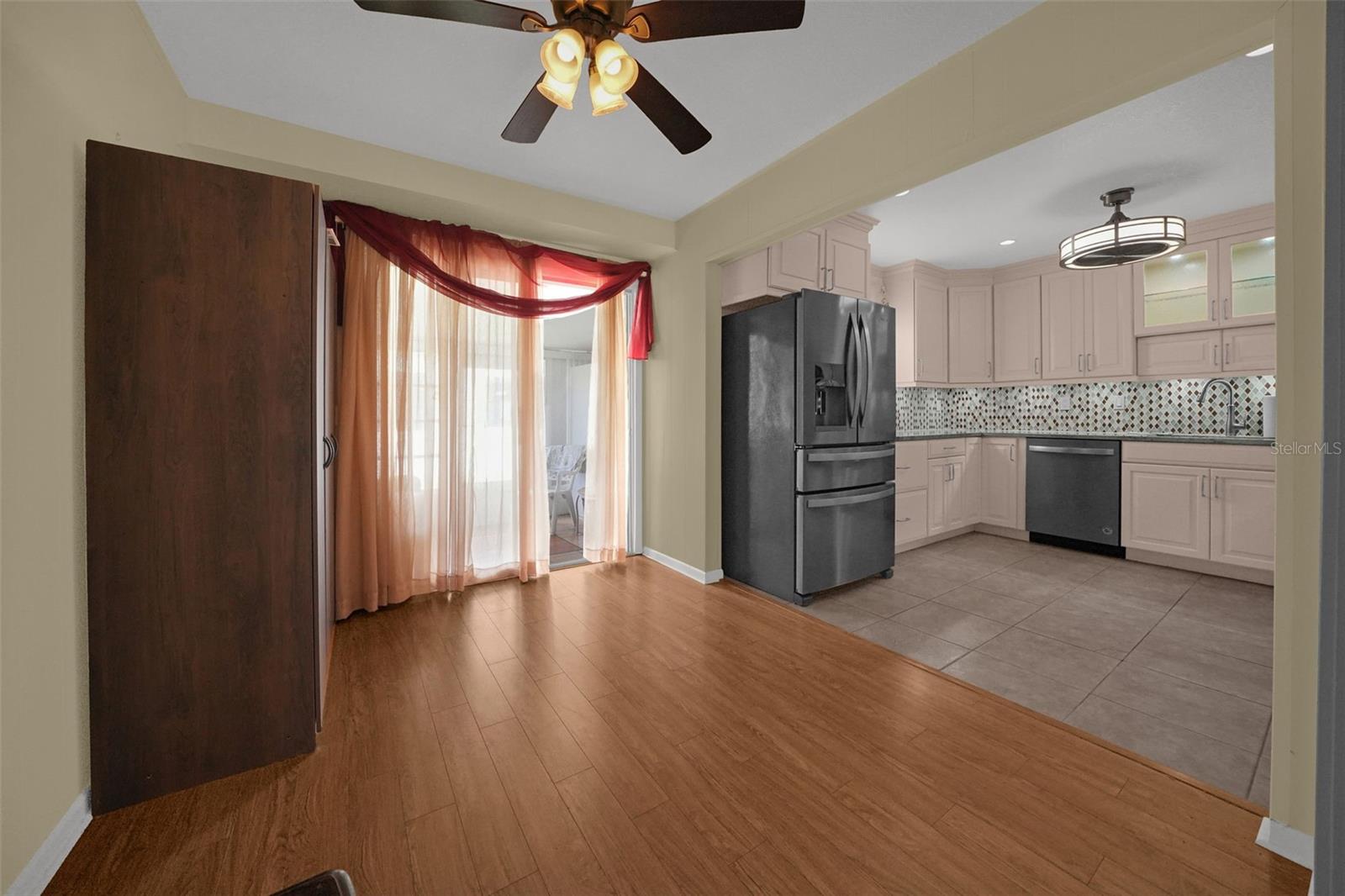 4999 SPRINGWOOD CT — photo 14