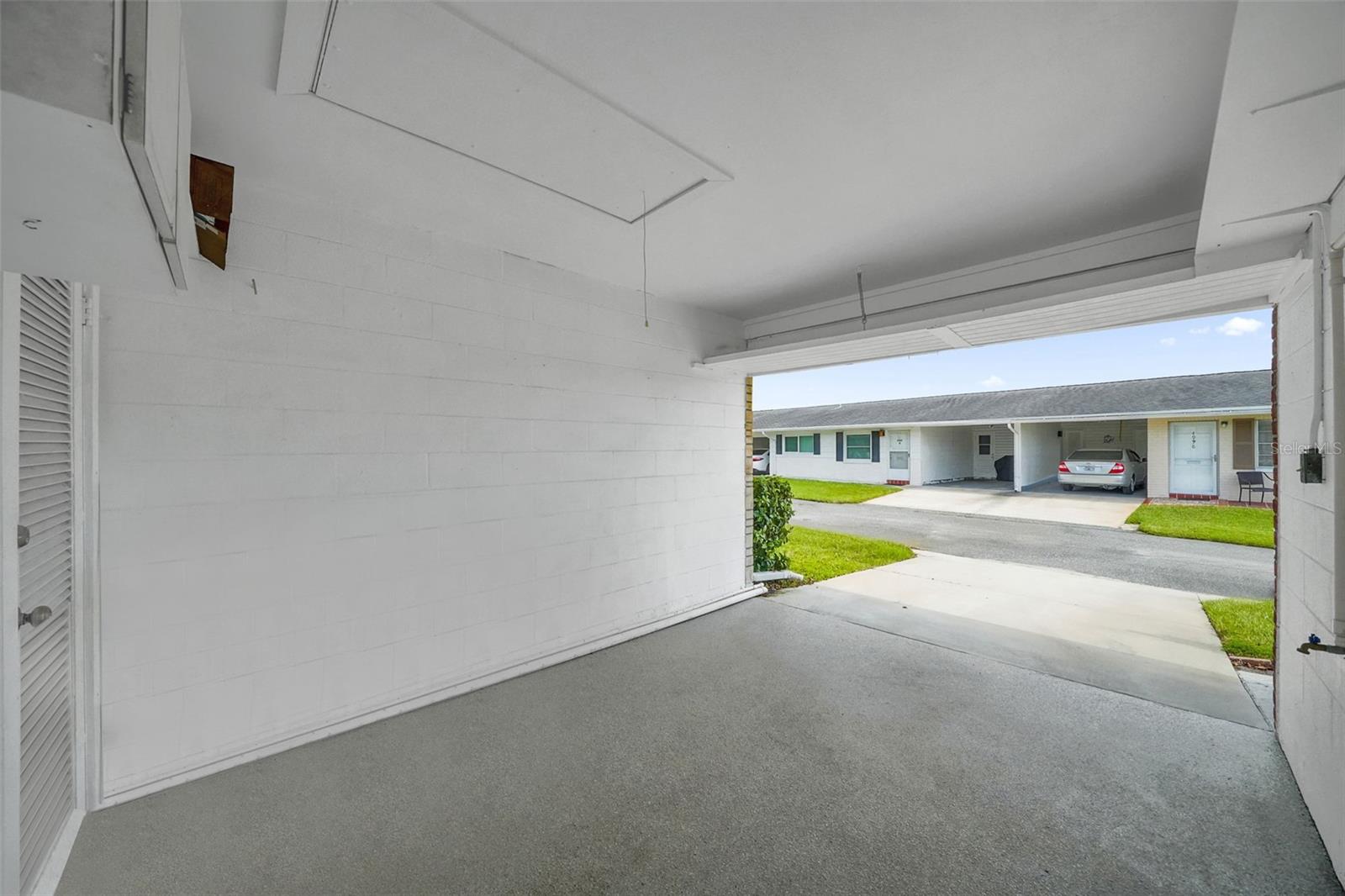 4999 SPRINGWOOD CT — photo 20