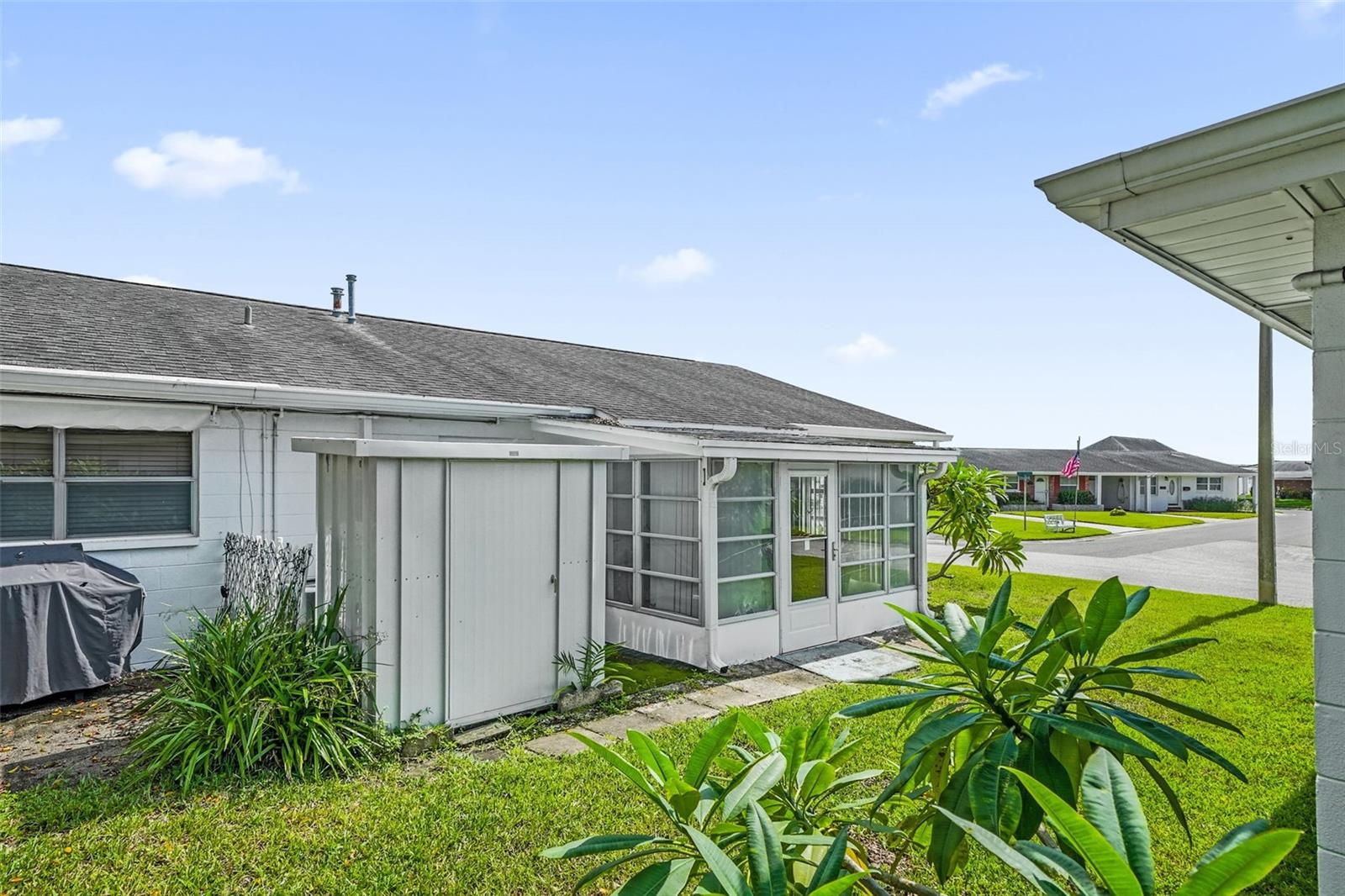 4999 SPRINGWOOD CT — photo 24