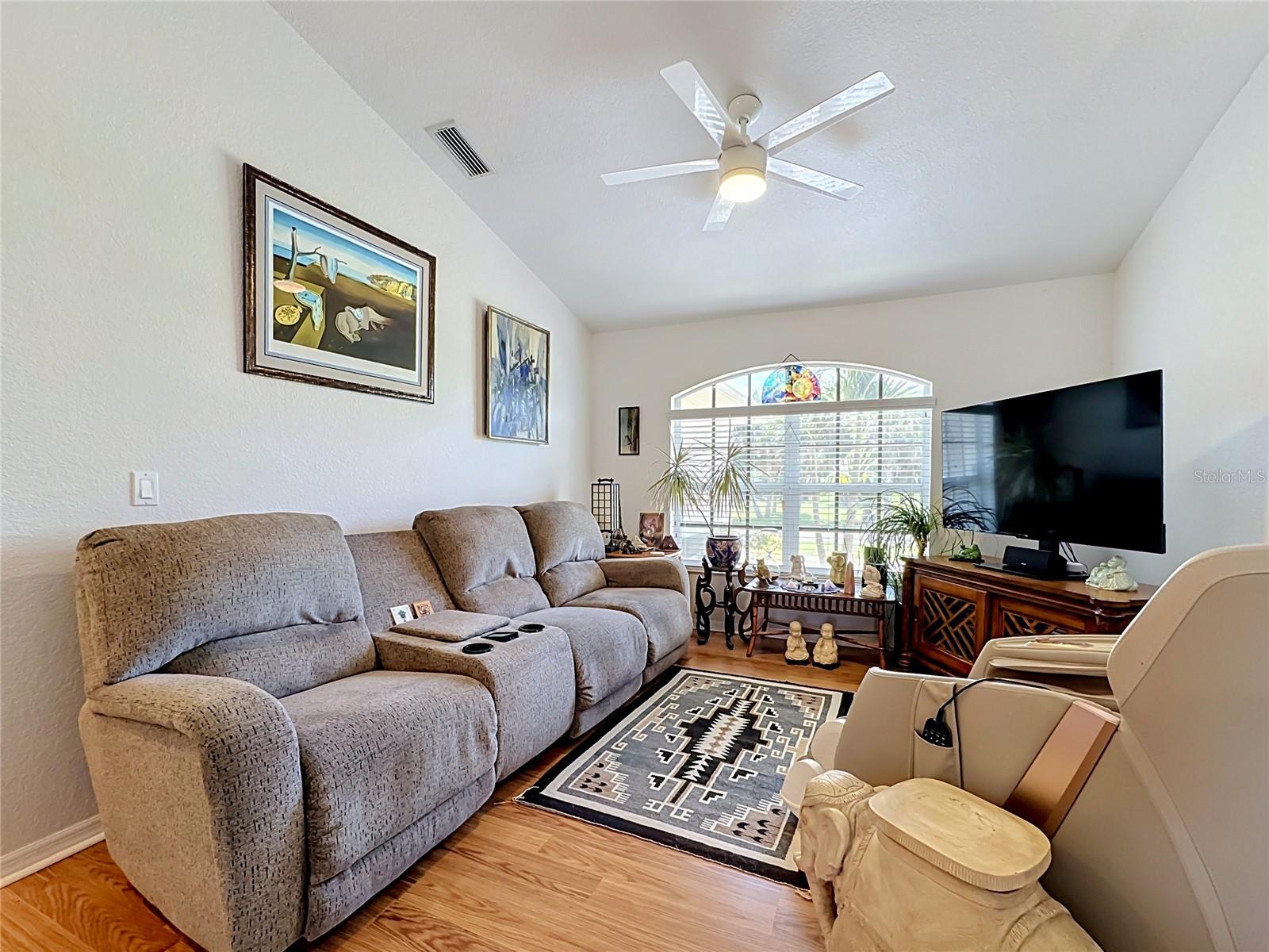 3466 ZORATOA AVE — photo 7