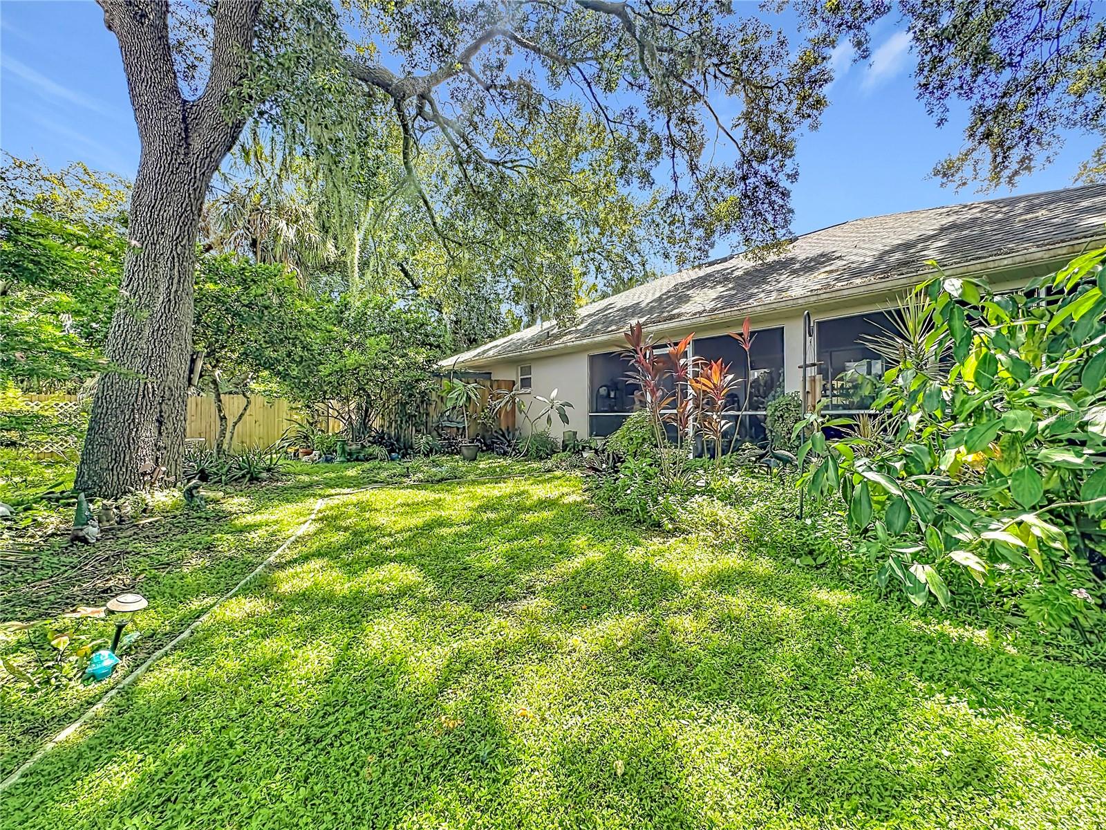 3466 ZORATOA AVE — photo 36