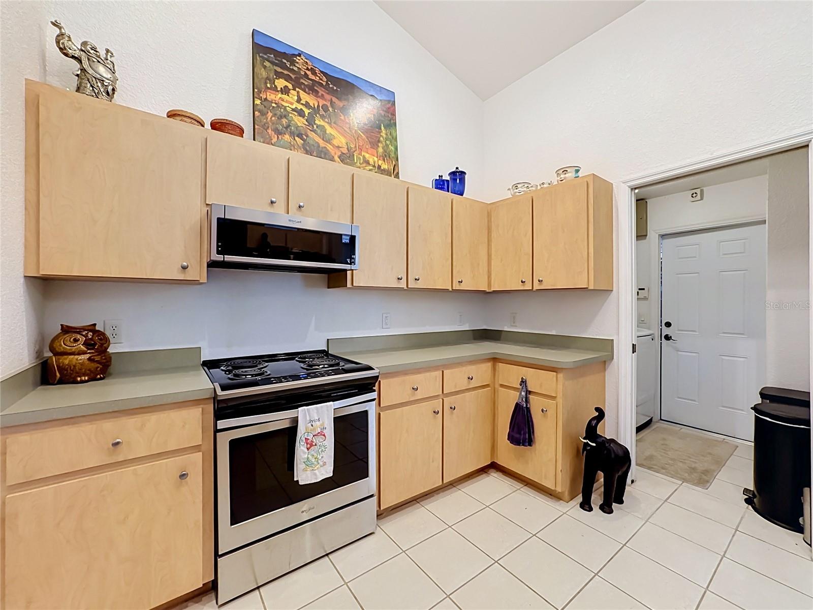 3466 ZORATOA AVE — photo 13