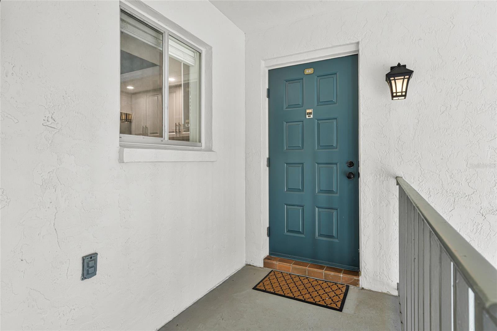 1647 SOUTHWOOD ST #1647 — photo 3