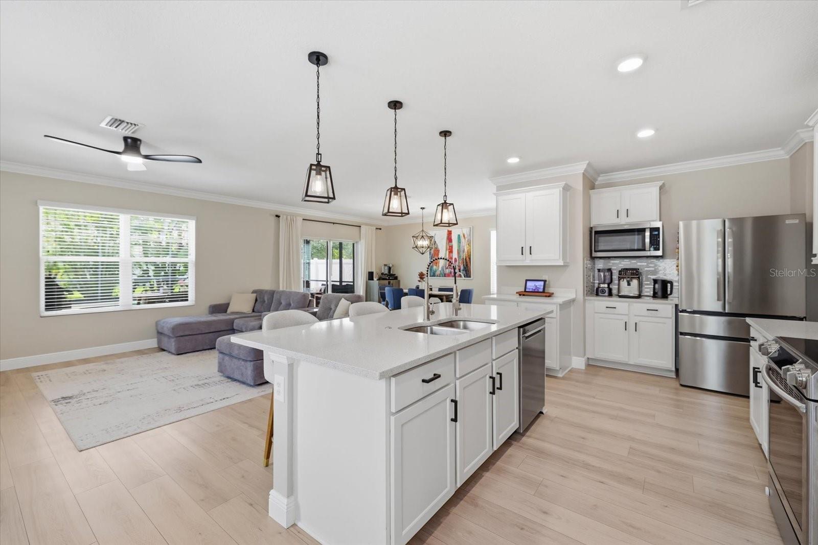 10519 WHISPERING HAMMOCK DR — photo 9