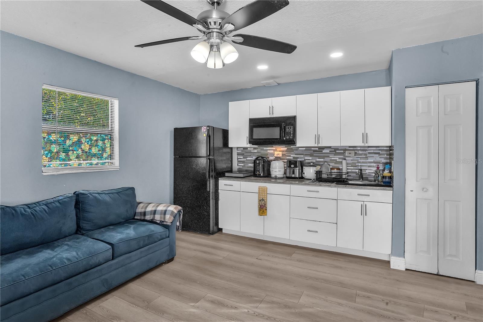 6011 ROSEWOOD DR — photo 16