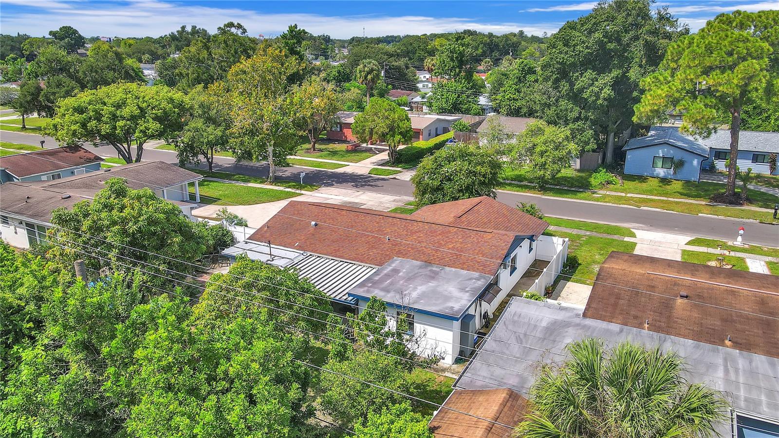 6011 ROSEWOOD DR — photo 21