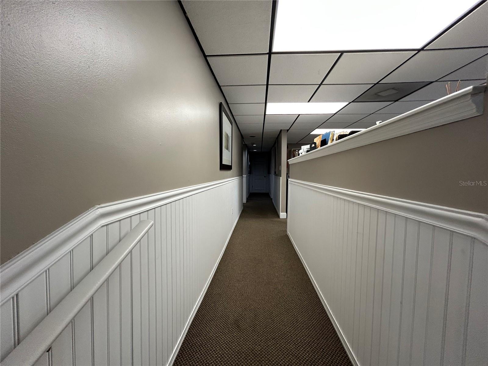223 LITHIA PINECREST RD — photo 24