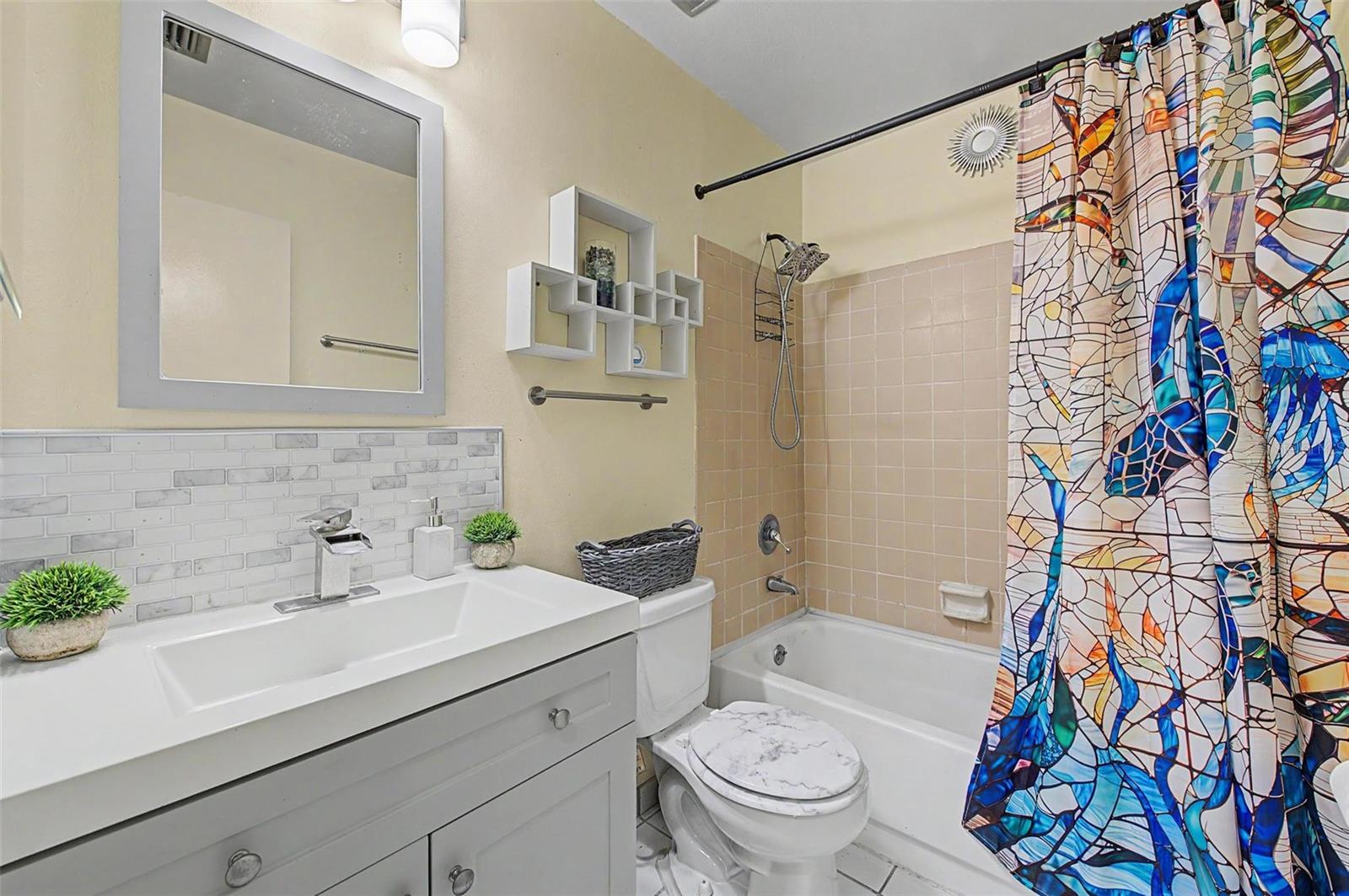 134 EUCLID AVE — photo 13