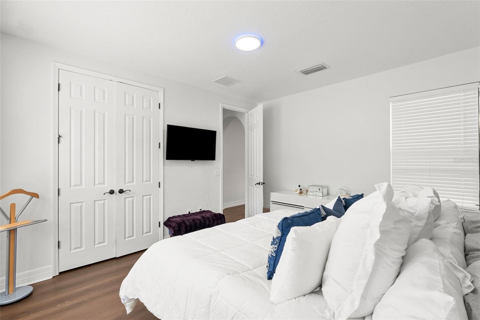 8264 DUNHAM STATION DR — photo 30