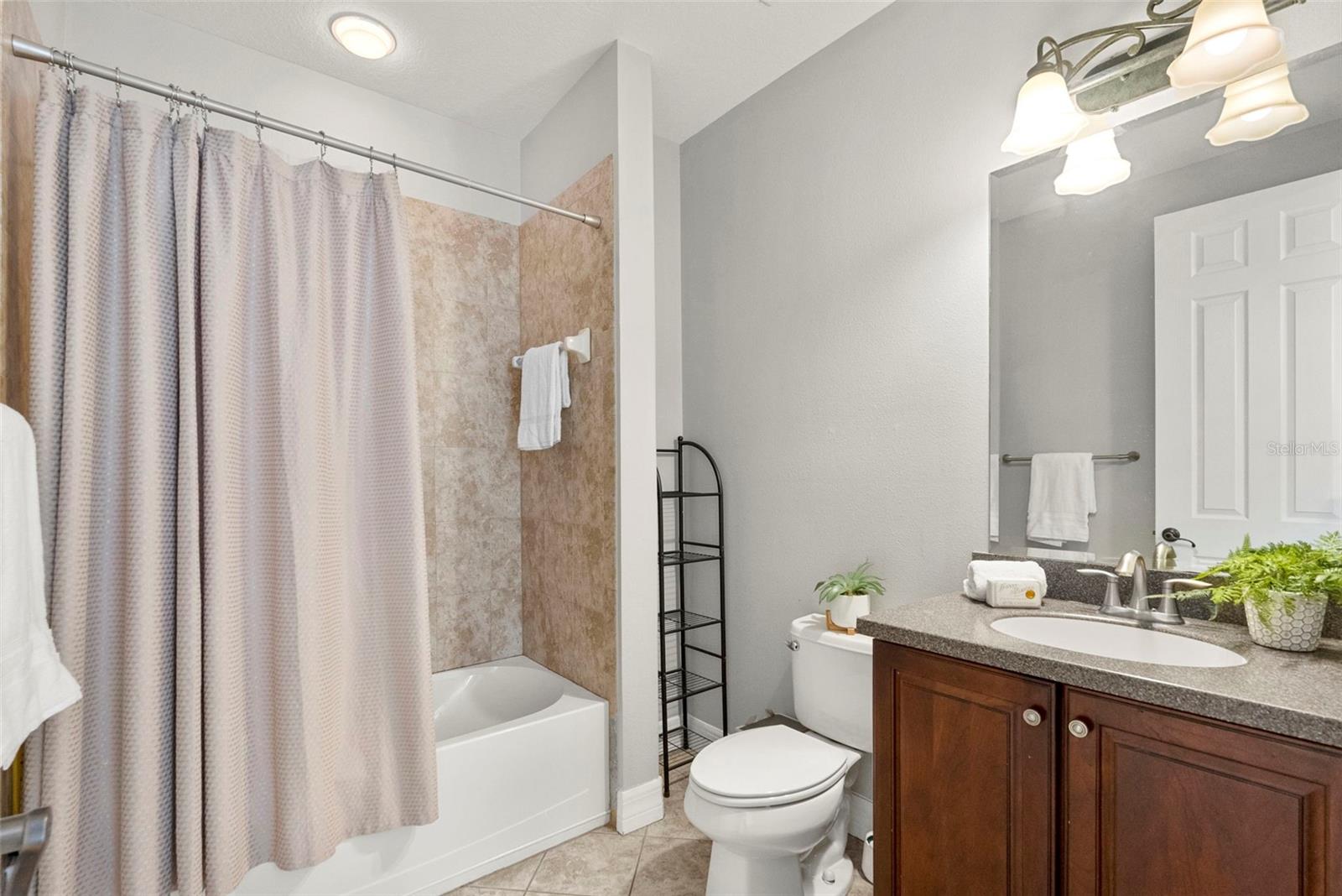 8264 DUNHAM STATION DR — photo 36