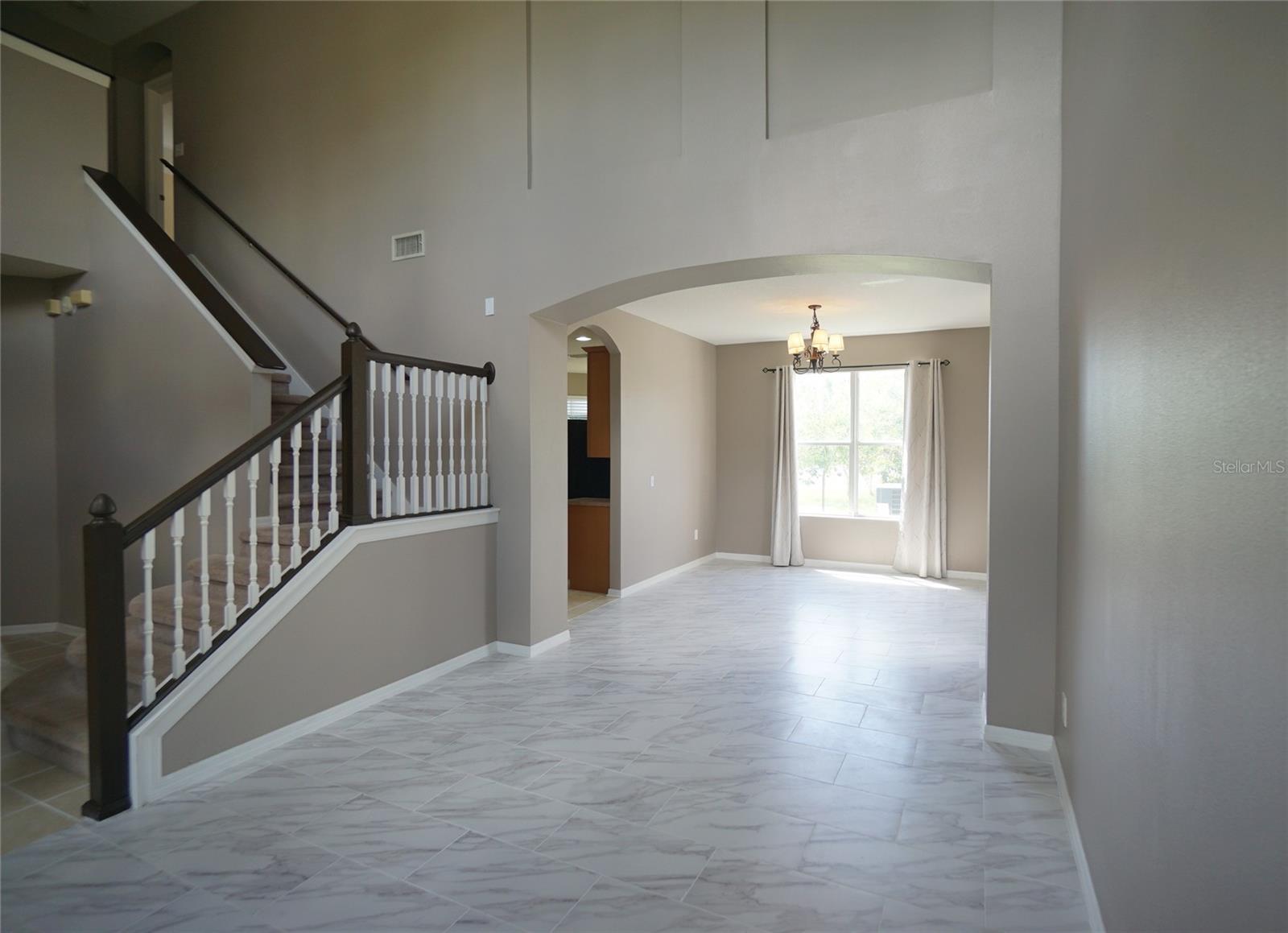 8718 SANDY PLAINS DR — photo 20
